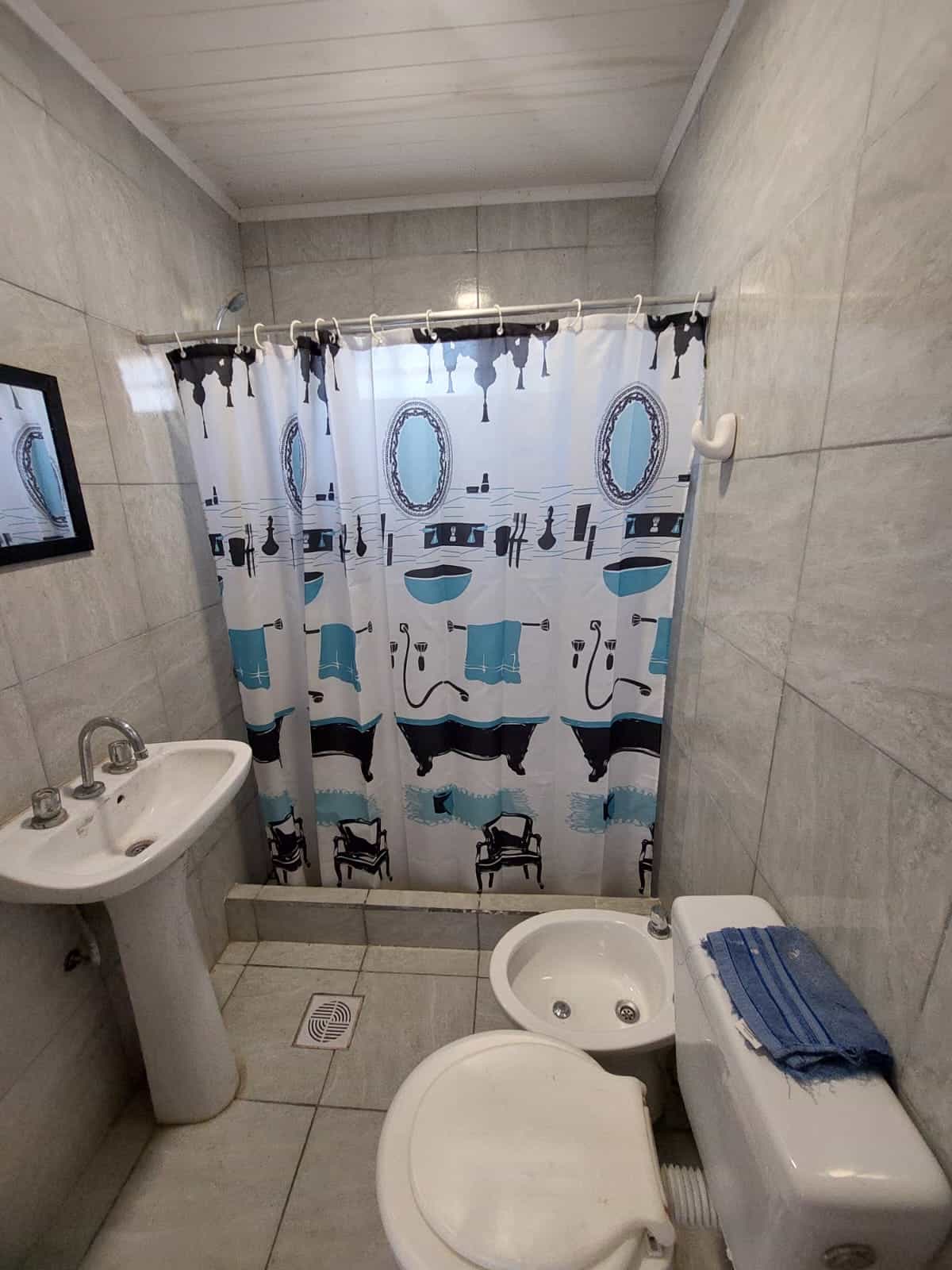 Imagen de la propiedad CASAS QUINTA EN VENTA "TRES CASAS INCORPORADAS" 