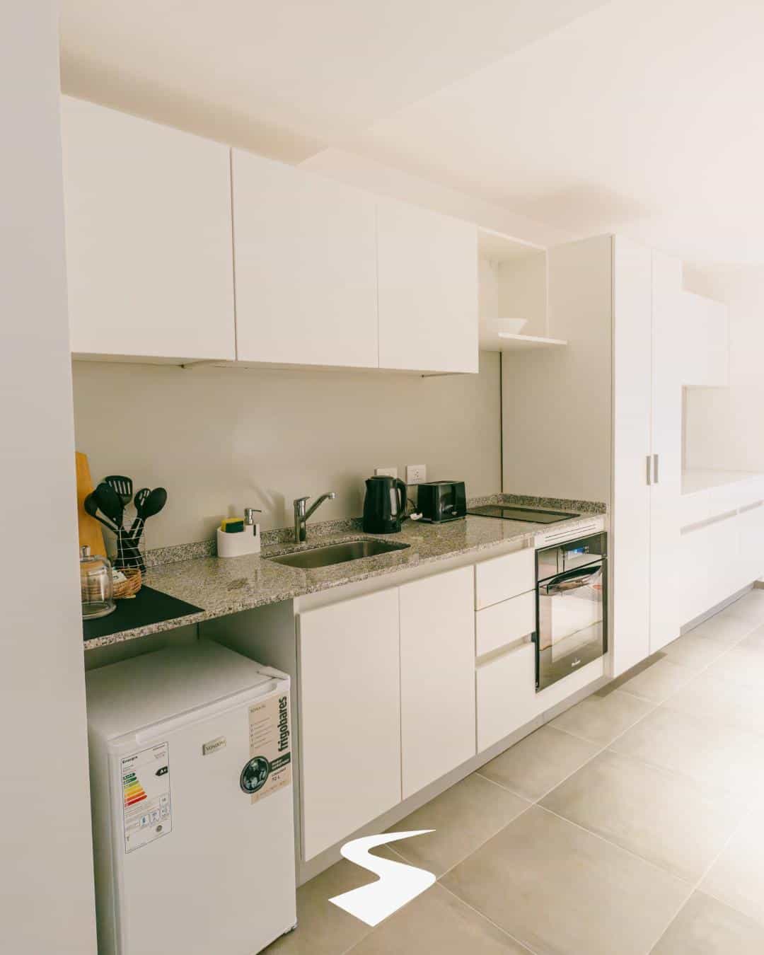 Imagen de la propiedad MONOAMBIENTE AMOBLADO EN VENTA IDEAL PARA INVERSION!