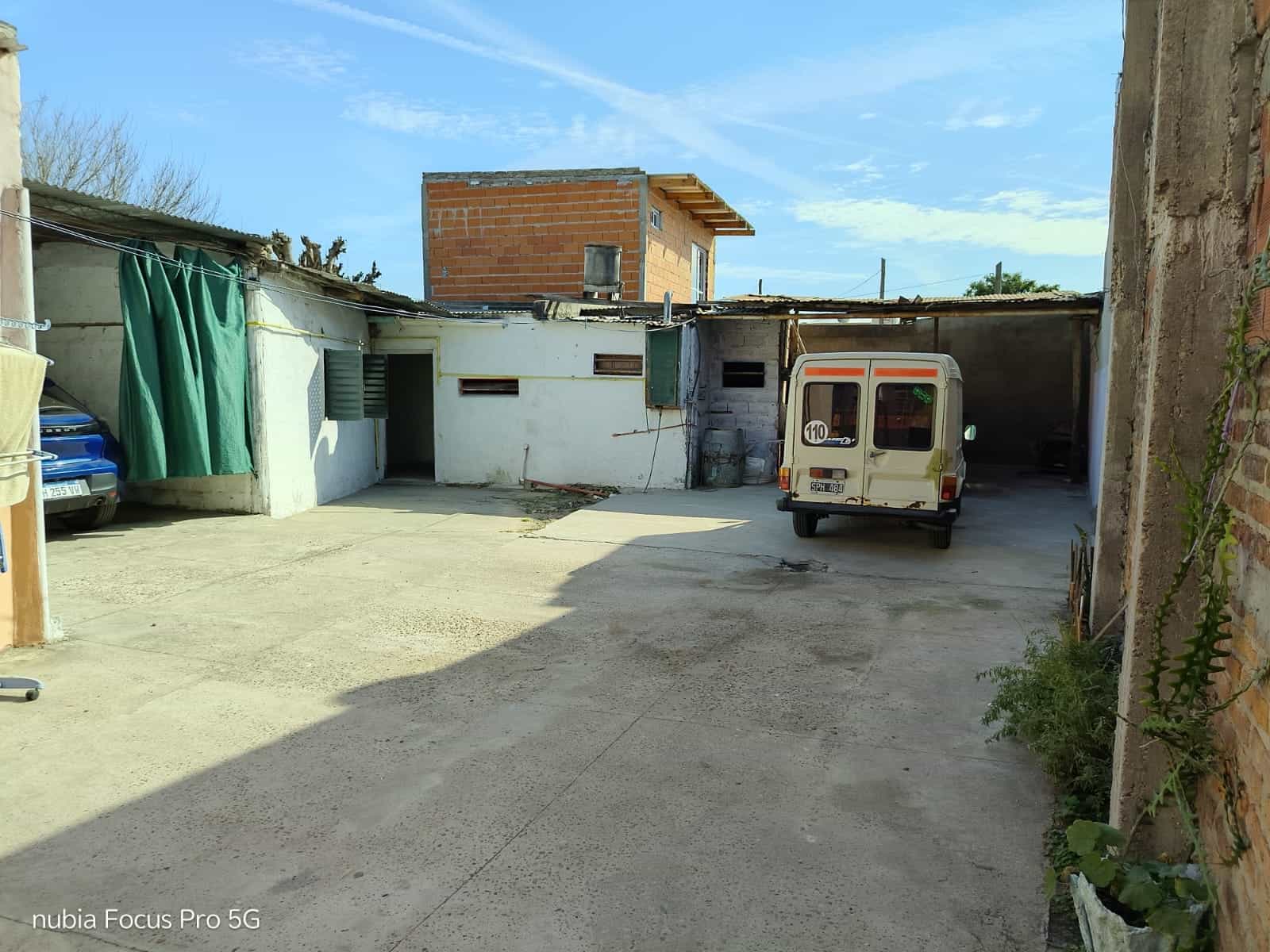 Imagen de la propiedad CASA + DEPARTAMENTO PLANTA ALTA A LA VENTA (APTA CREDITO)