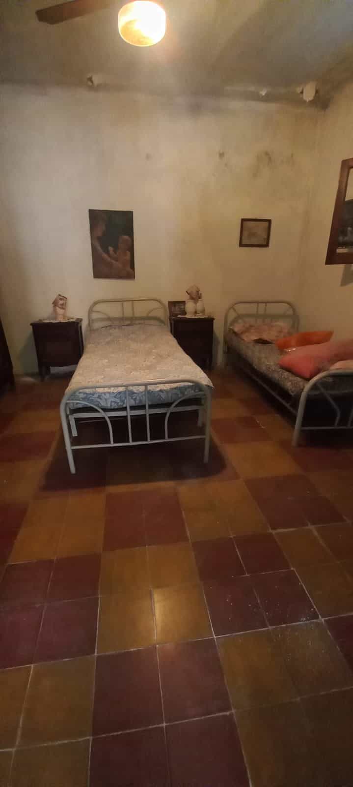 Imagen de la propiedad CASA EN VENTA A REFACCIONAR