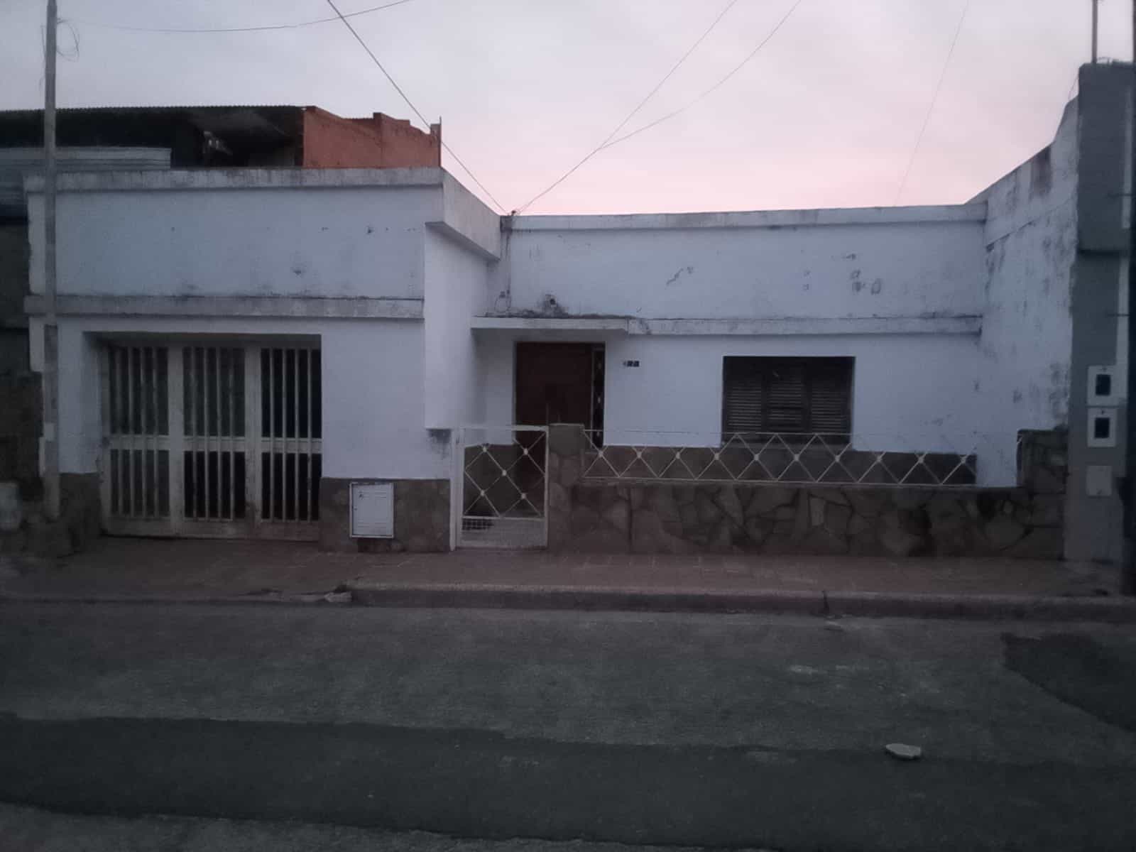 Imagen de la propiedad CASA EN VENTA (PLAYA THOMPSON)