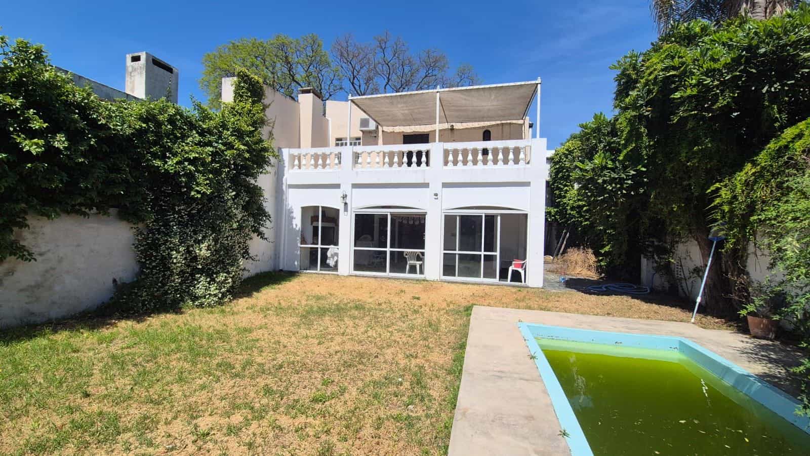 Imagen de la propiedad CASA CENTRICA DOS PLANTAS EN VENTA 