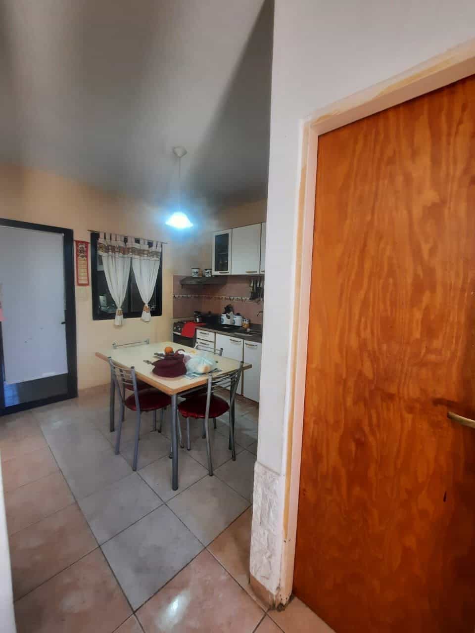 Imagen de la propiedad CASA DE DOS PLANTAS A LA VENTA (APTO CREDITO)