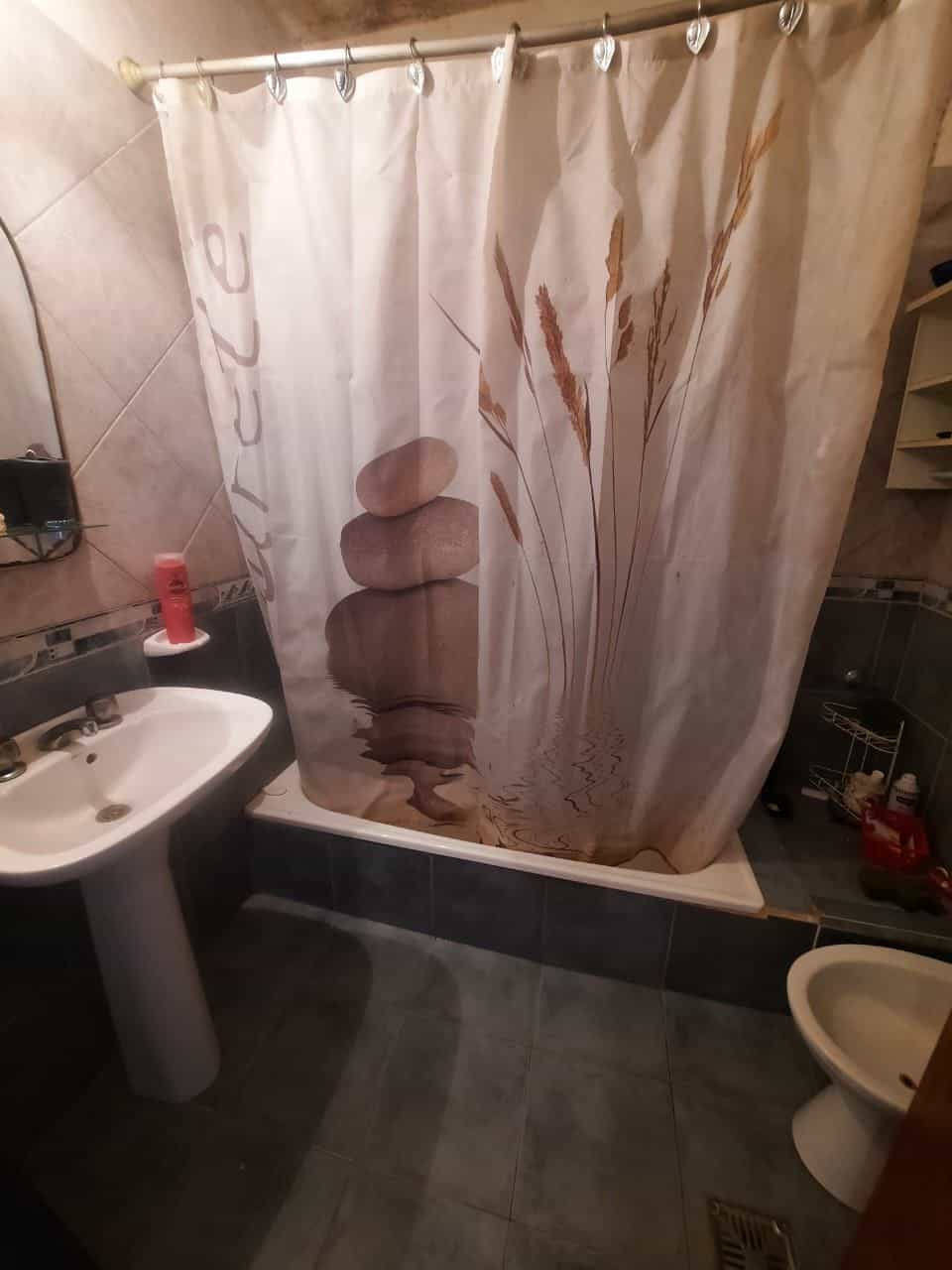 Imagen de la propiedad CASA DE DOS PLANTAS A LA VENTA (APTO CREDITO)