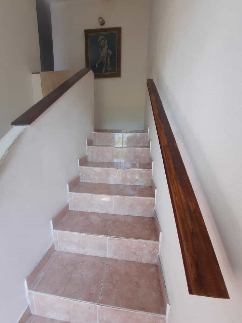 Imagen de la propiedad CASA DE DOS PLANTAS A LA VENTA (APTO CREDITO)