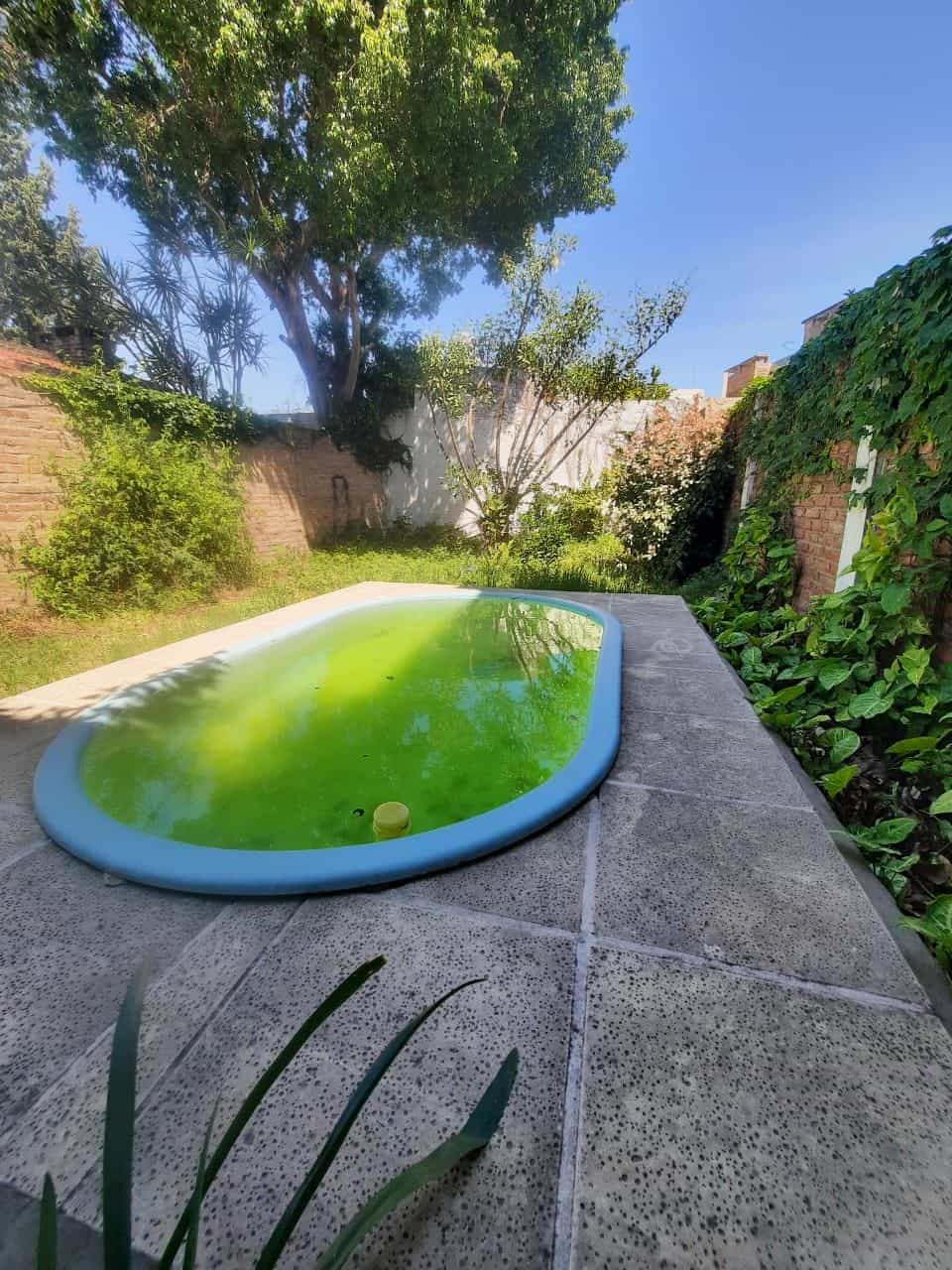 Imagen de la propiedad CASA DE DOS PLANTAS A LA VENTA (APTO CREDITO)