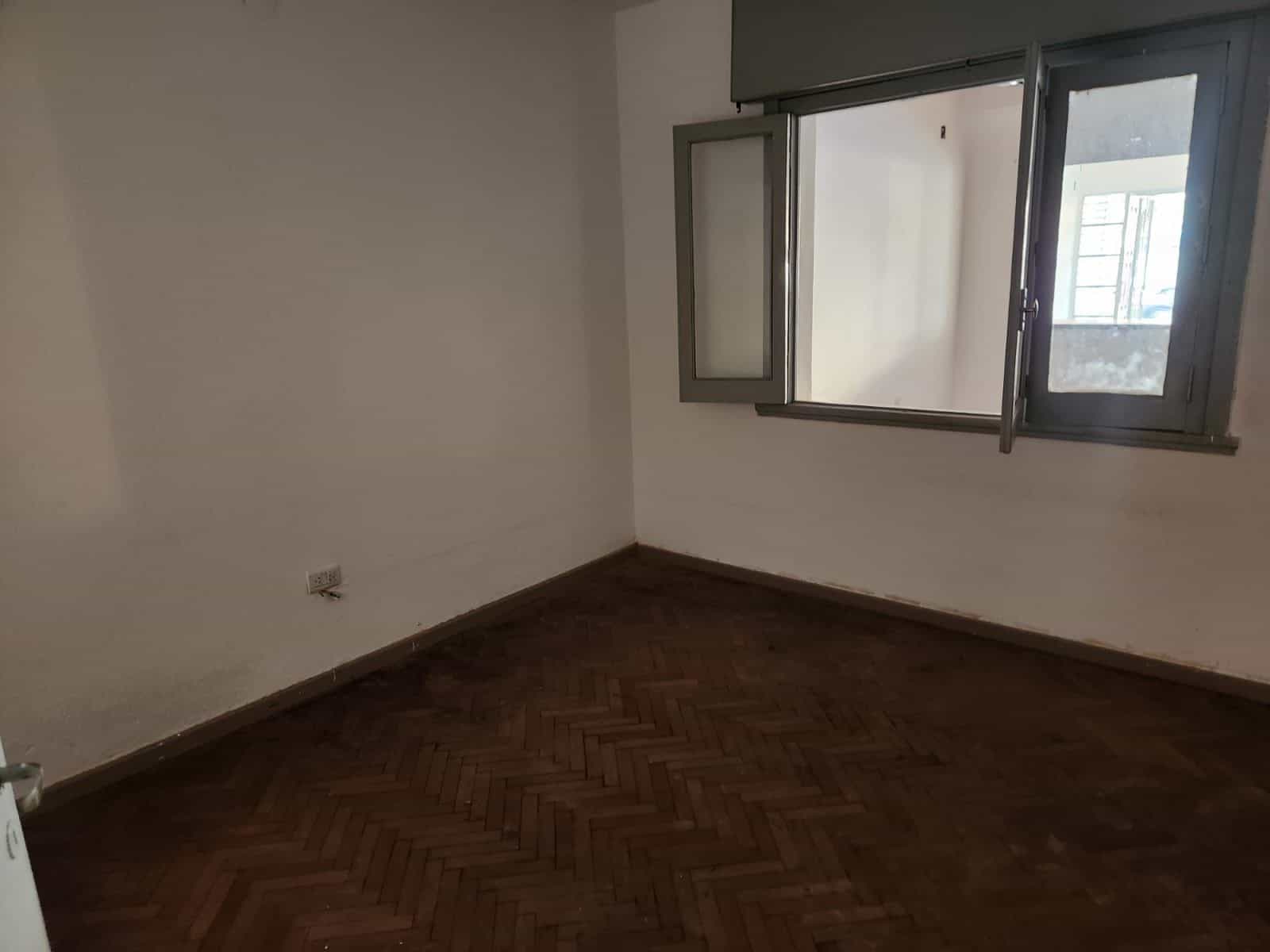 Imagen de la propiedad CASA EN VENTA 3 DORMITORIOS