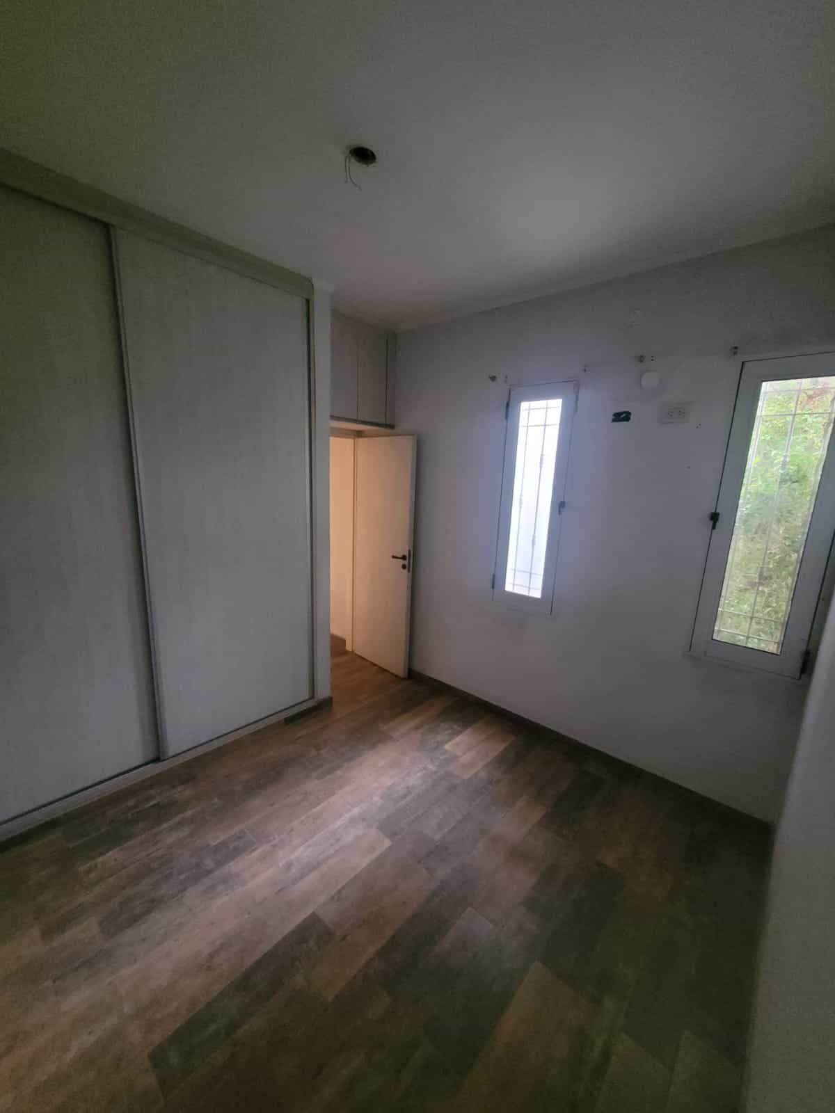 Imagen de la propiedad CASA EN VENTA (APTA CREDITO)