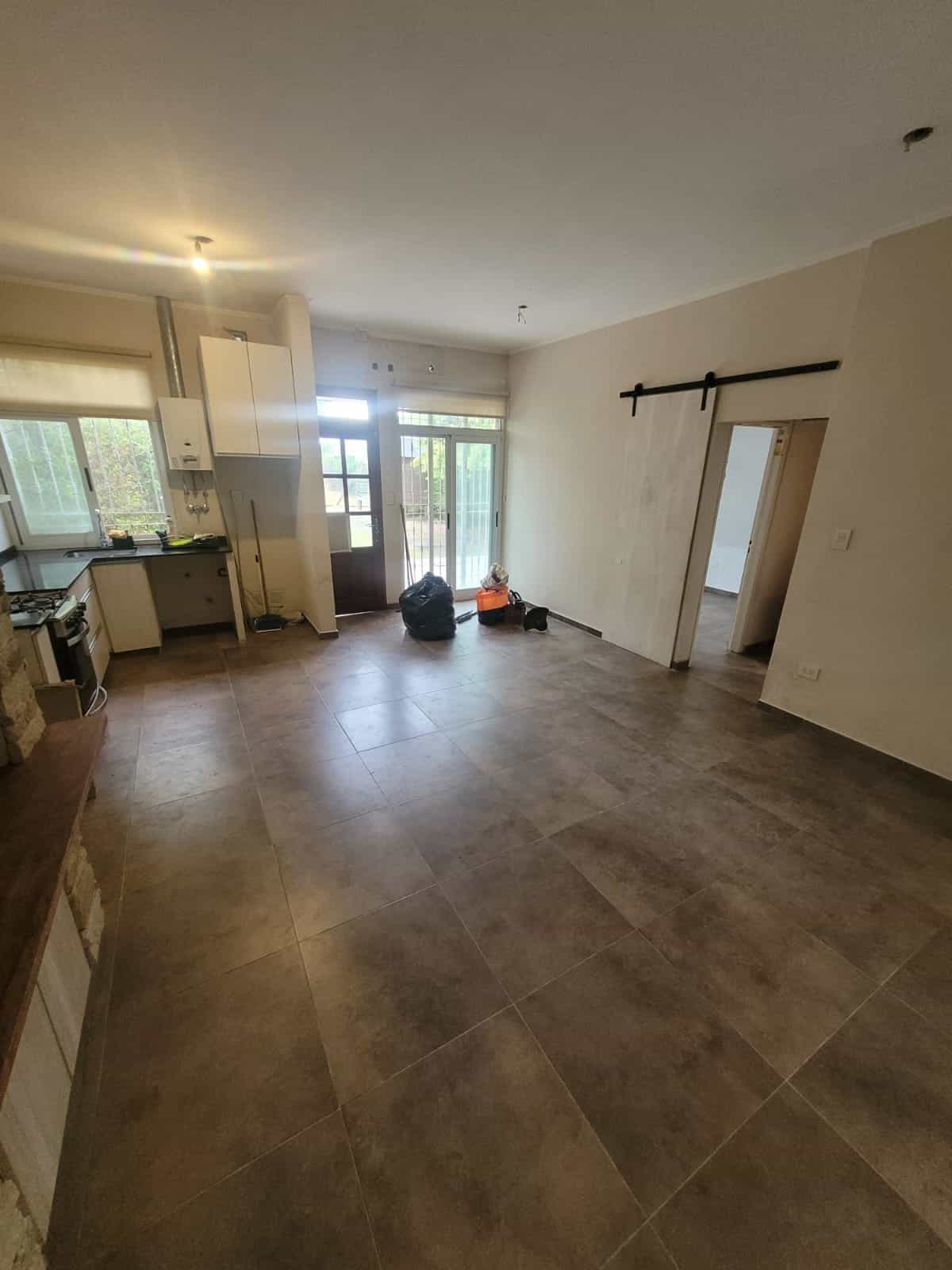 Imagen de la propiedad CASA EN VENTA (APTA CREDITO)