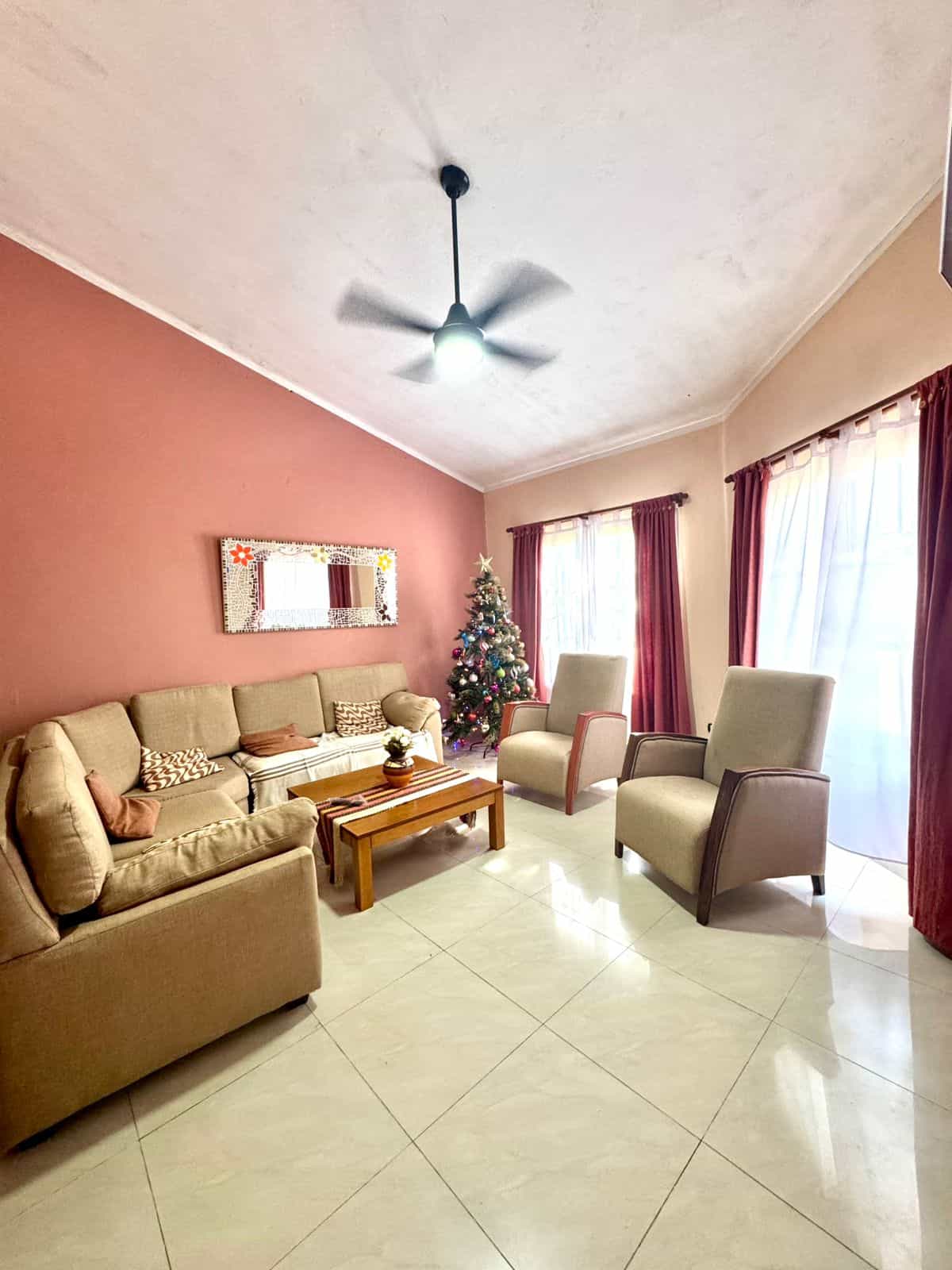 Imagen de la propiedad CASA EN VENTA – AMBIENTES AMPLIOS | APTA CRÉDITO