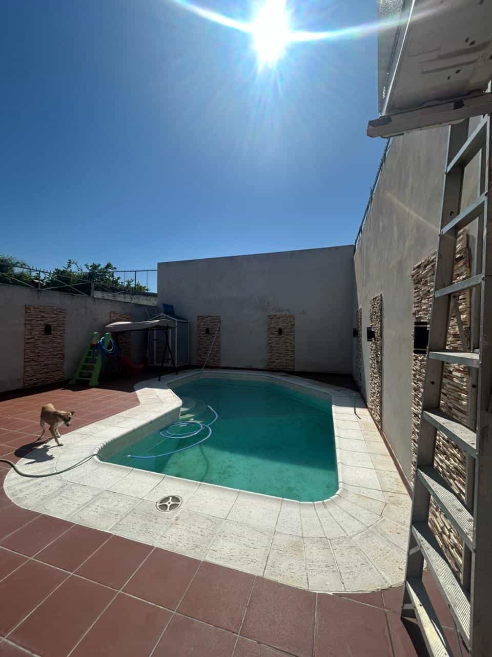 Imagen de la propiedad CASA EN VENTA (APTA CREDITO)