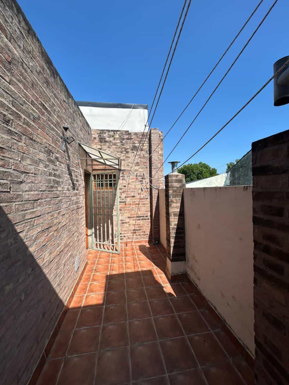 Imagen de la propiedad CASA EN VENTA (APTA CREDITO)