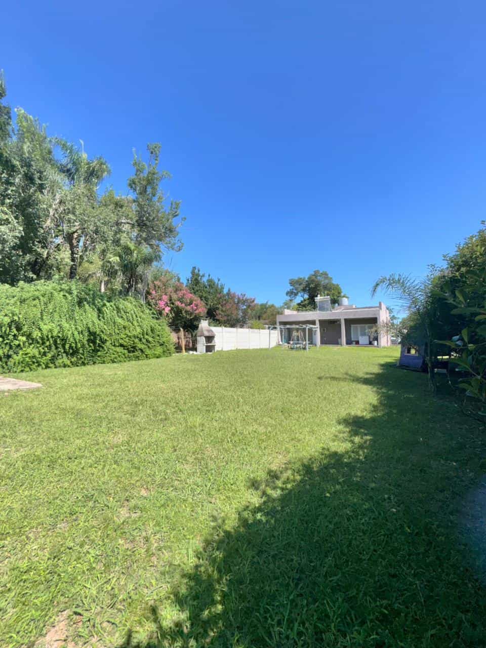 Imagen de la propiedad  CASA ESTILO MINIMALISTA SOBRE RUTA 12 EN VENTA