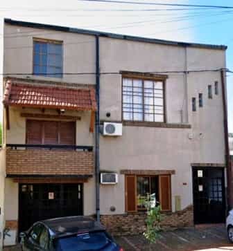 CASA + DEPARTAMENTO EN VENTA