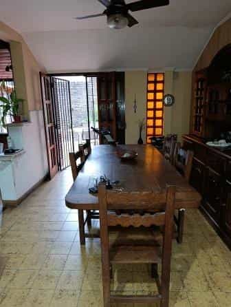 Imagen de la propiedad CASA + DEPARTAMENTO EN VENTA