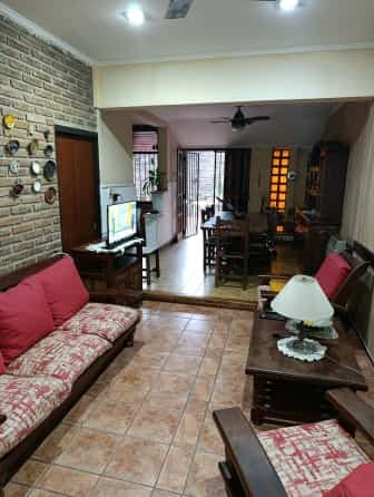 Imagen de la propiedad CASA + DEPARTAMENTO EN VENTA