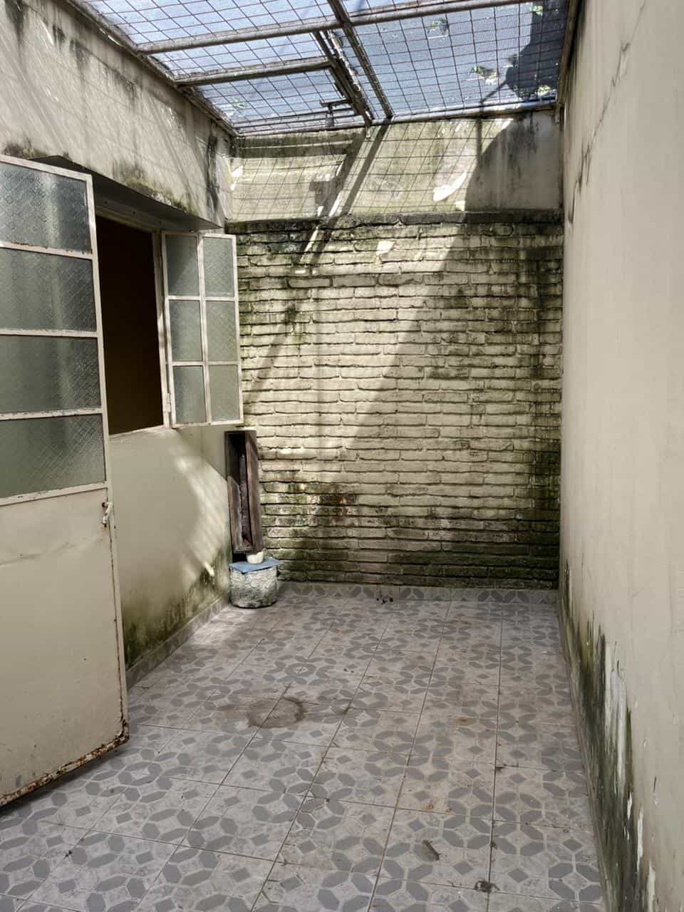 Imagen de la propiedad SE VENDE CASA EN MICROCENTRO (APTA CREDITO)