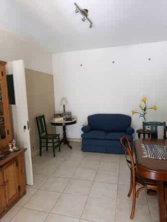 Imagen de la propiedad PROPIEDAD EN VENTA - 12 AMBIENTES (APTO CREDITO)