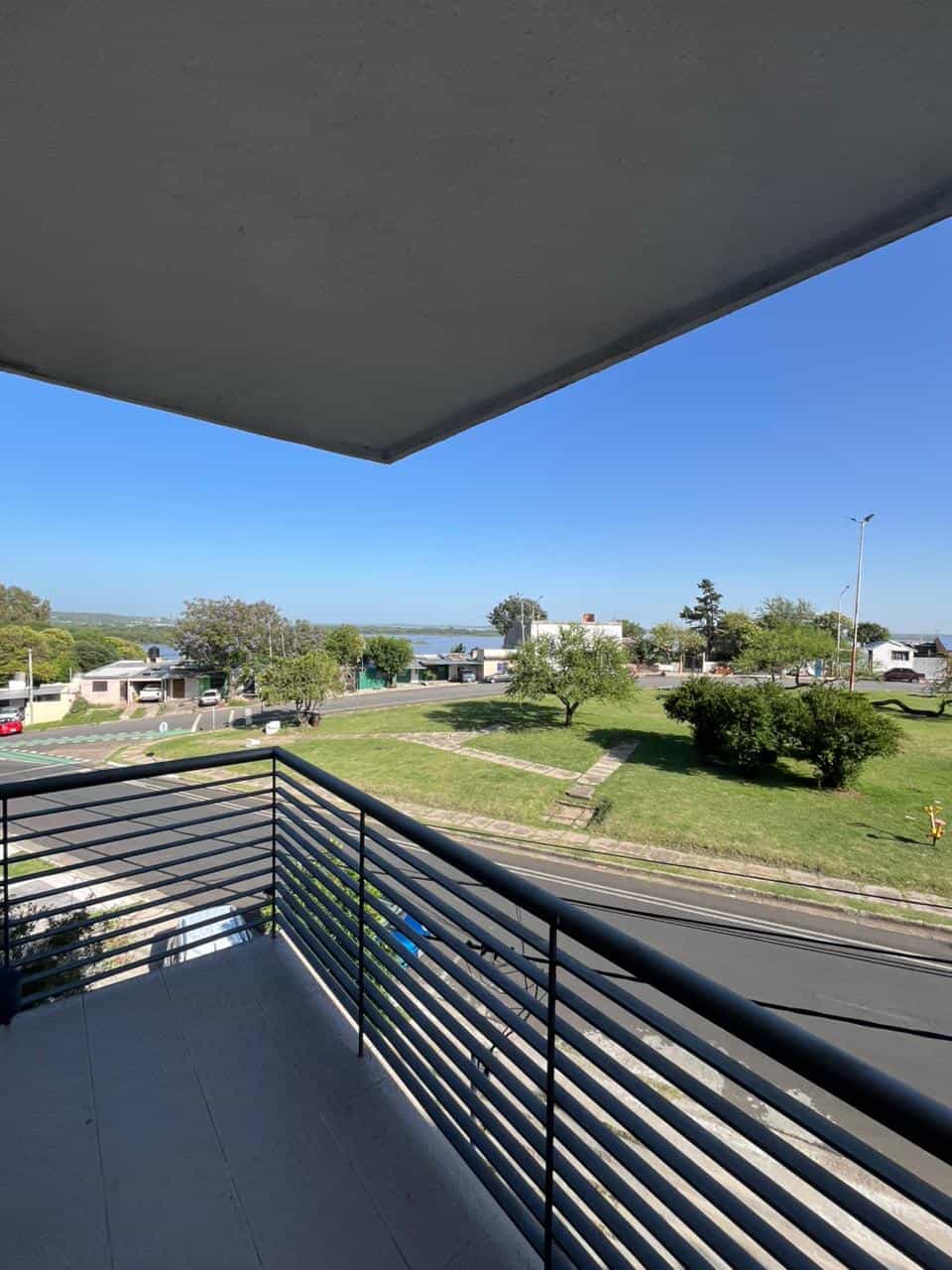 Imagen de la propiedad TRIPLEX PREMIUM CON VISTA AL RÍO EN VENTA (APTA CREDITO)