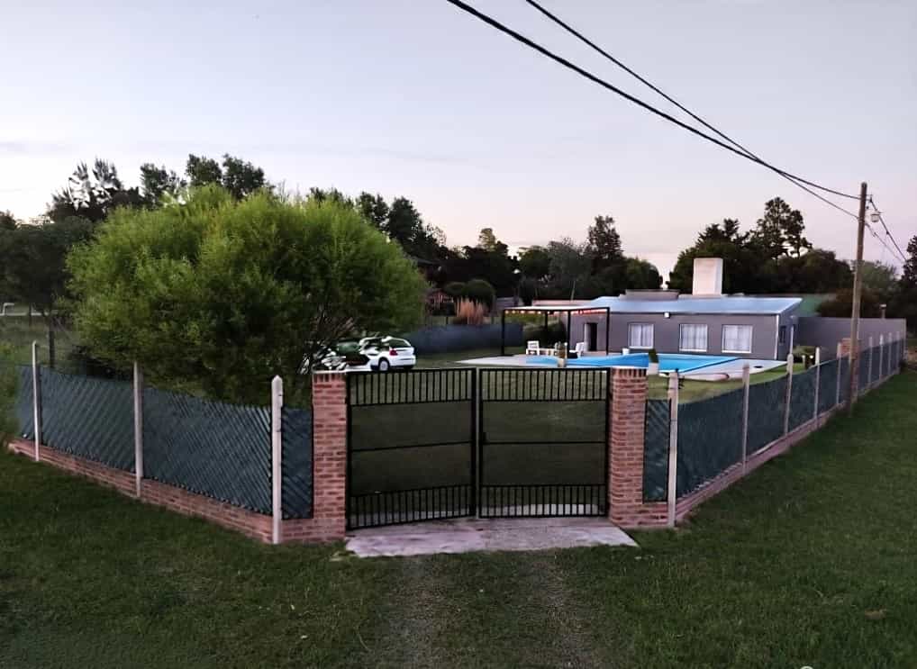 CASA EN VENTA - SAUCE MONTRULL 