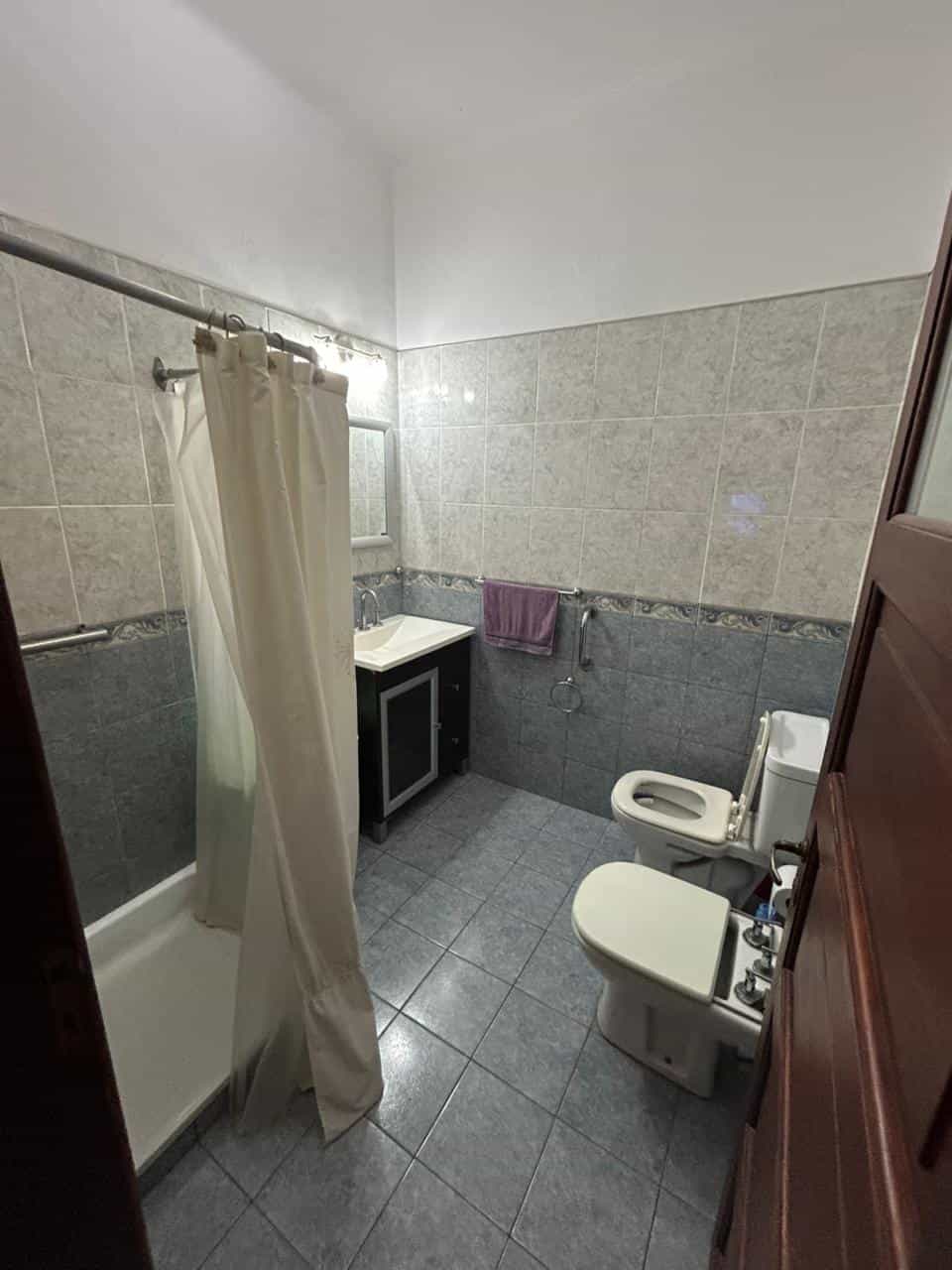 Imagen de la propiedad SE VENDE CASA CHALET – ZONA PARQUE BERDUC (APTA CREDITO)