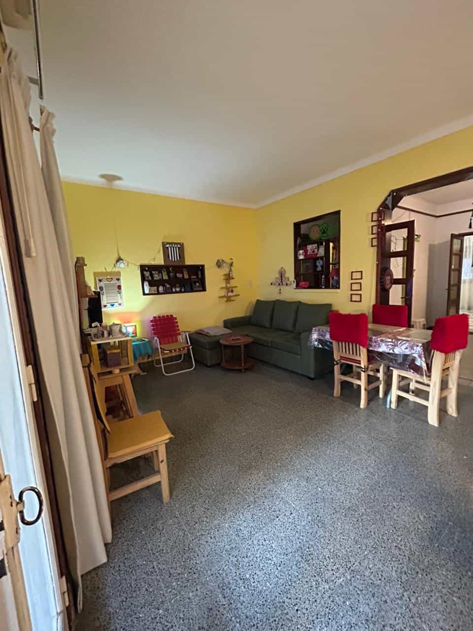 Imagen de la propiedad SE VENDE CASA CHALET – ZONA PARQUE BERDUC (APTA CREDITO)