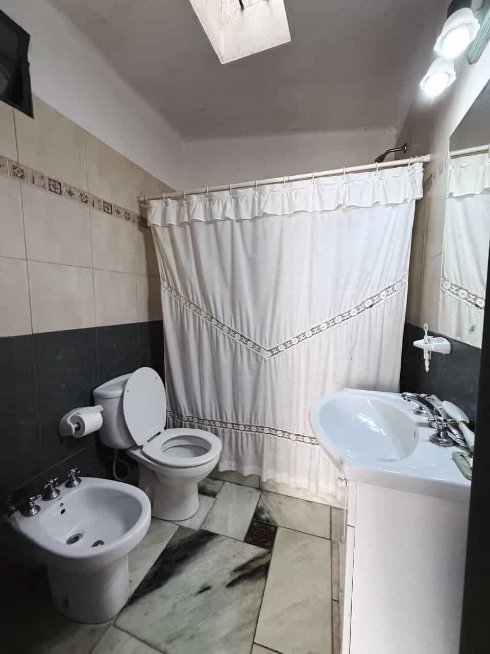 Imagen de la propiedad VENTA | CASA + ESTUDIO PROFESIONAL