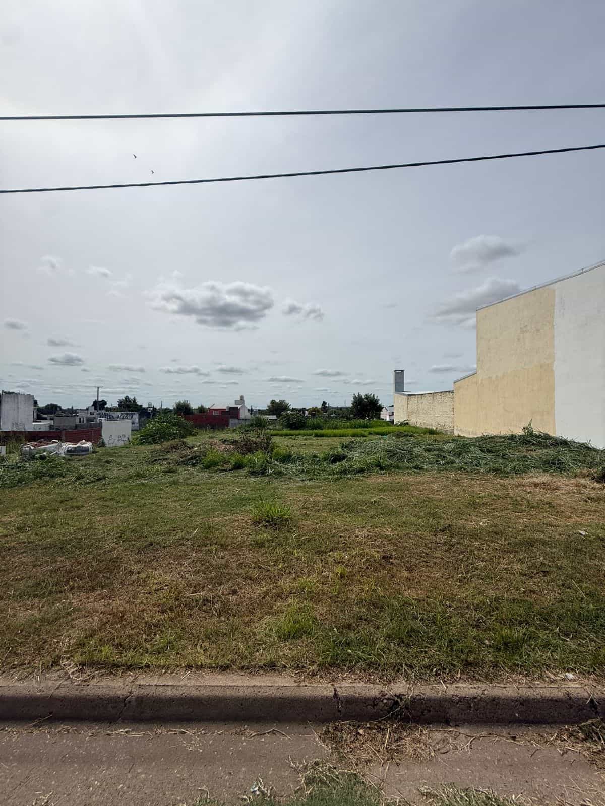 Imagen de la propiedad LOTE EN VENTA 