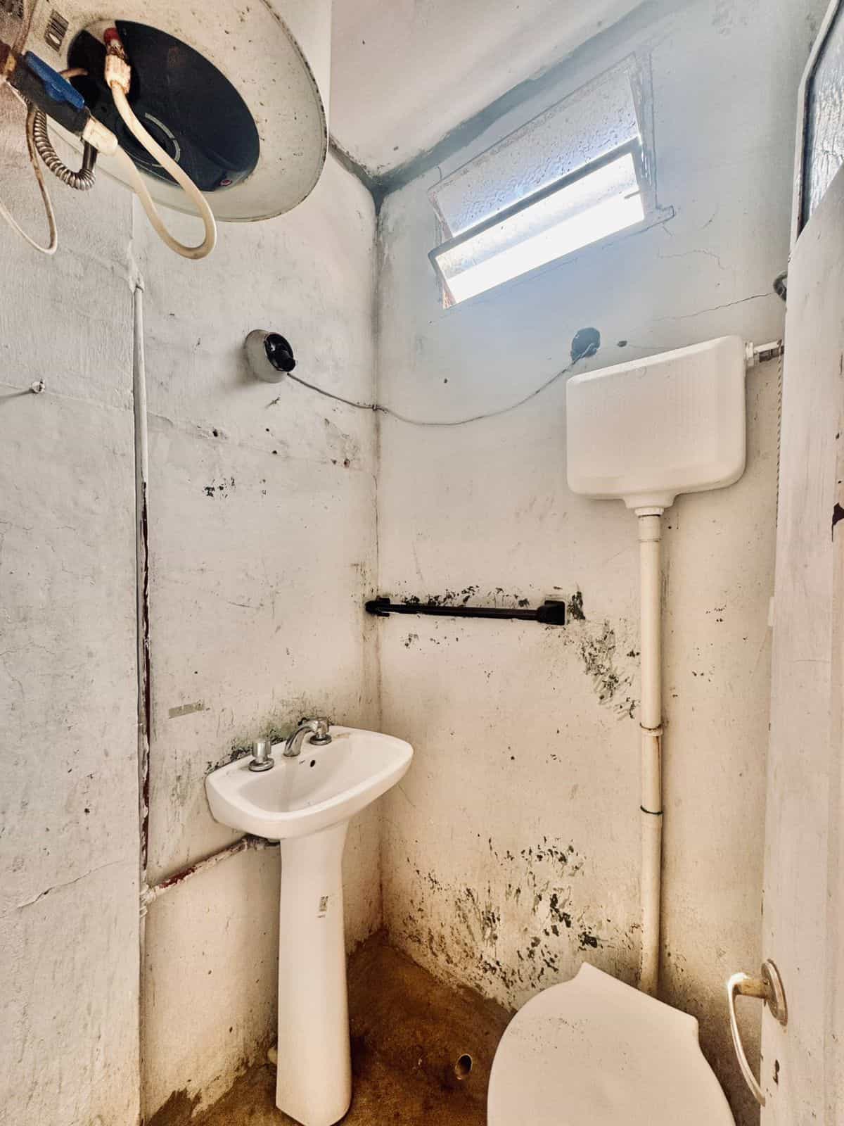 Imagen de la propiedad Casa en Venta a Remodelar – Zona Ramírez y Pasteur