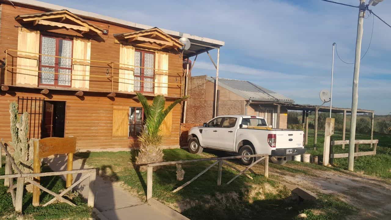 CABAÑA EN VENTA /PERMUTA – LA JUANITA 