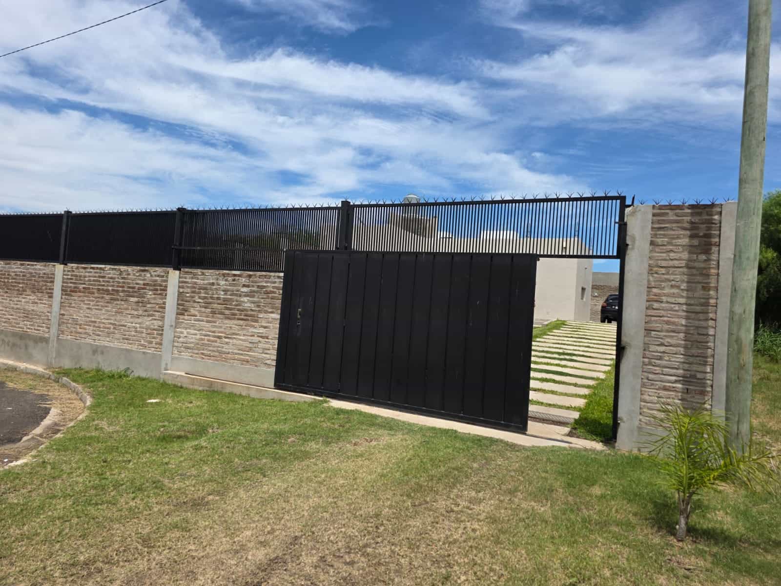 Imagen de la propiedad CASA EN VENTA 