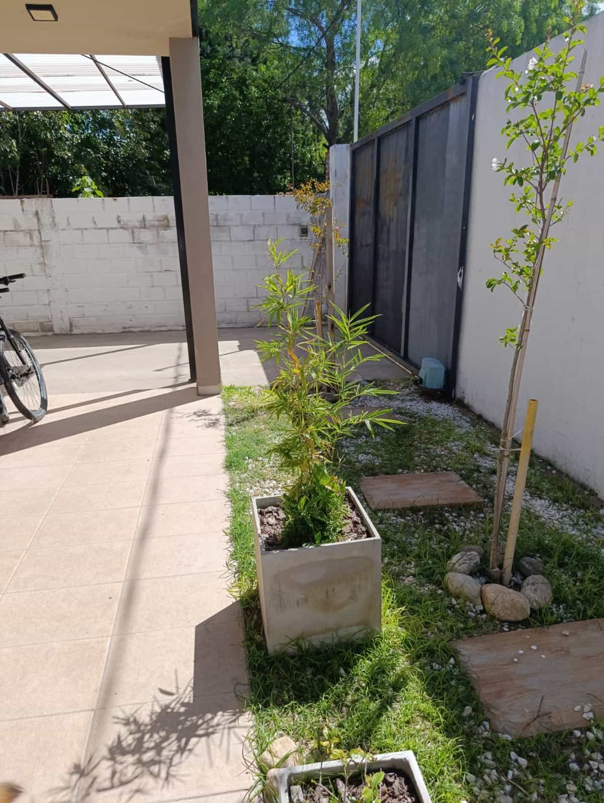Imagen de la propiedad CASA EN VENTA - ZONA TOMA NUEVA