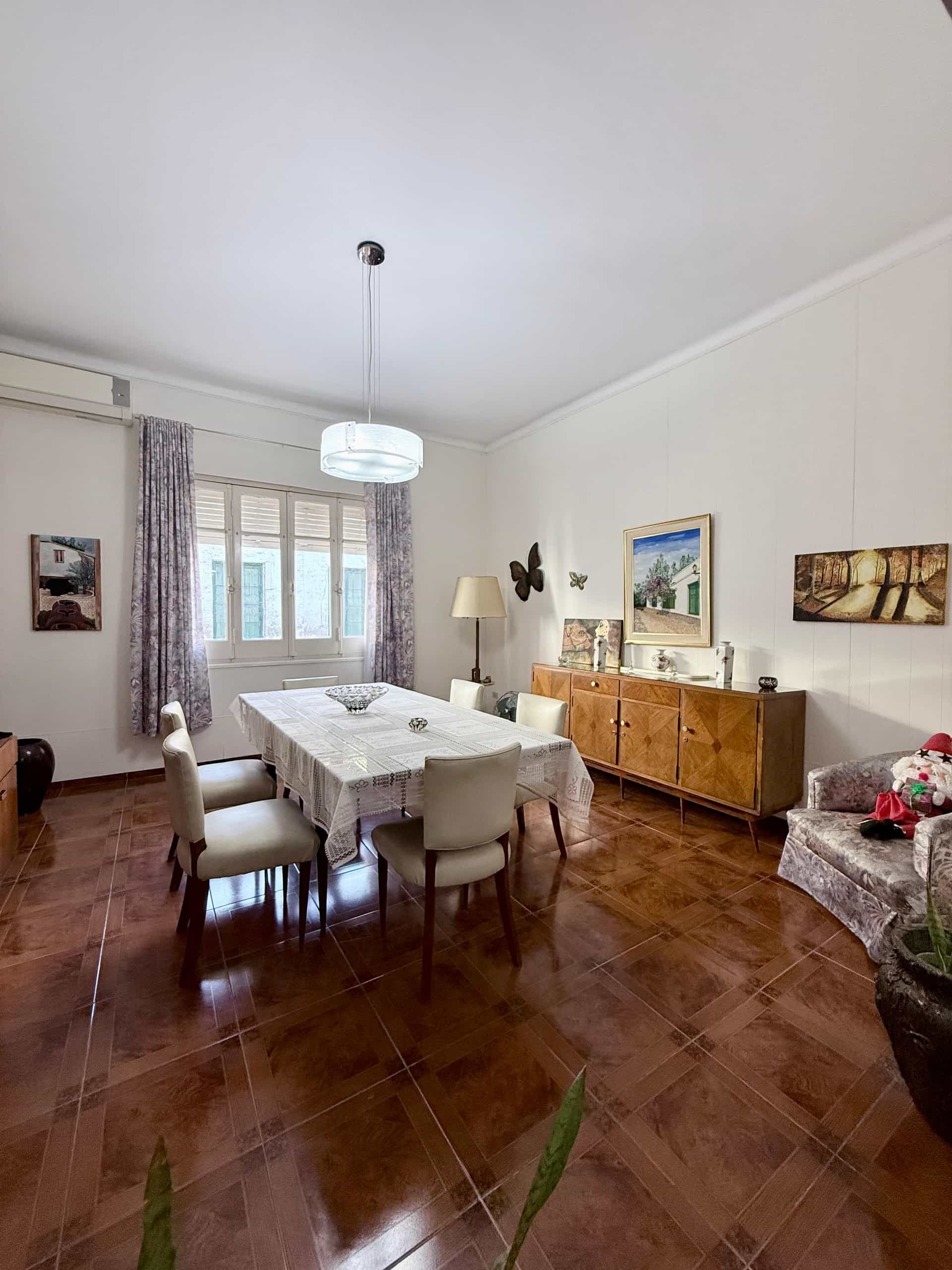 Imagen de la propiedad CASA EN VENTA (APTA CREDITO)