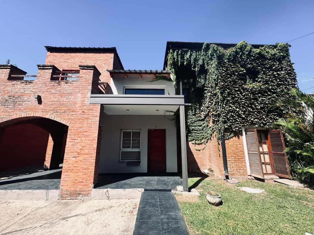 Casa en venta – Zona Seminario | Paraná