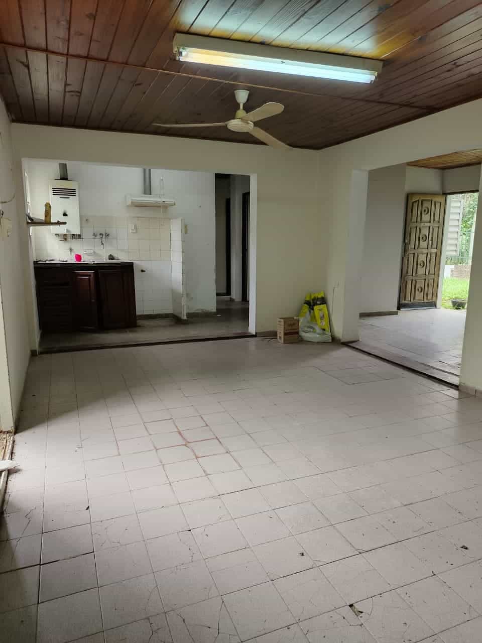 Imagen de la propiedad CASA ESQUINA EN VENTA - PARANA