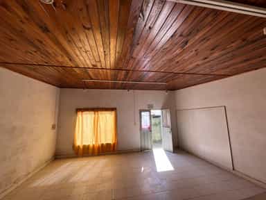 SALON EN VENTA - SAN BENITO