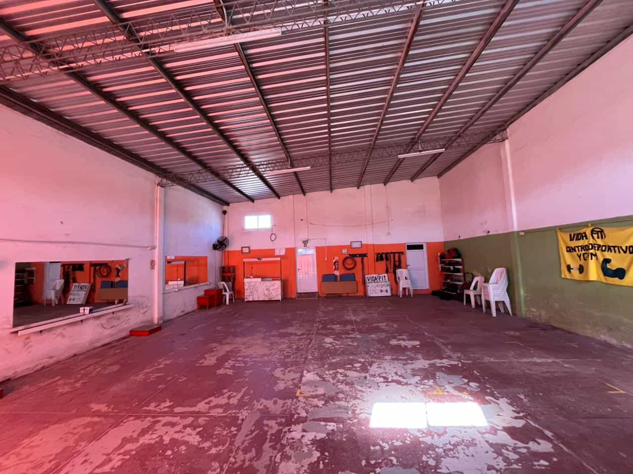 Imagen de la propiedad SALON EN VENTA - SAN BENITO