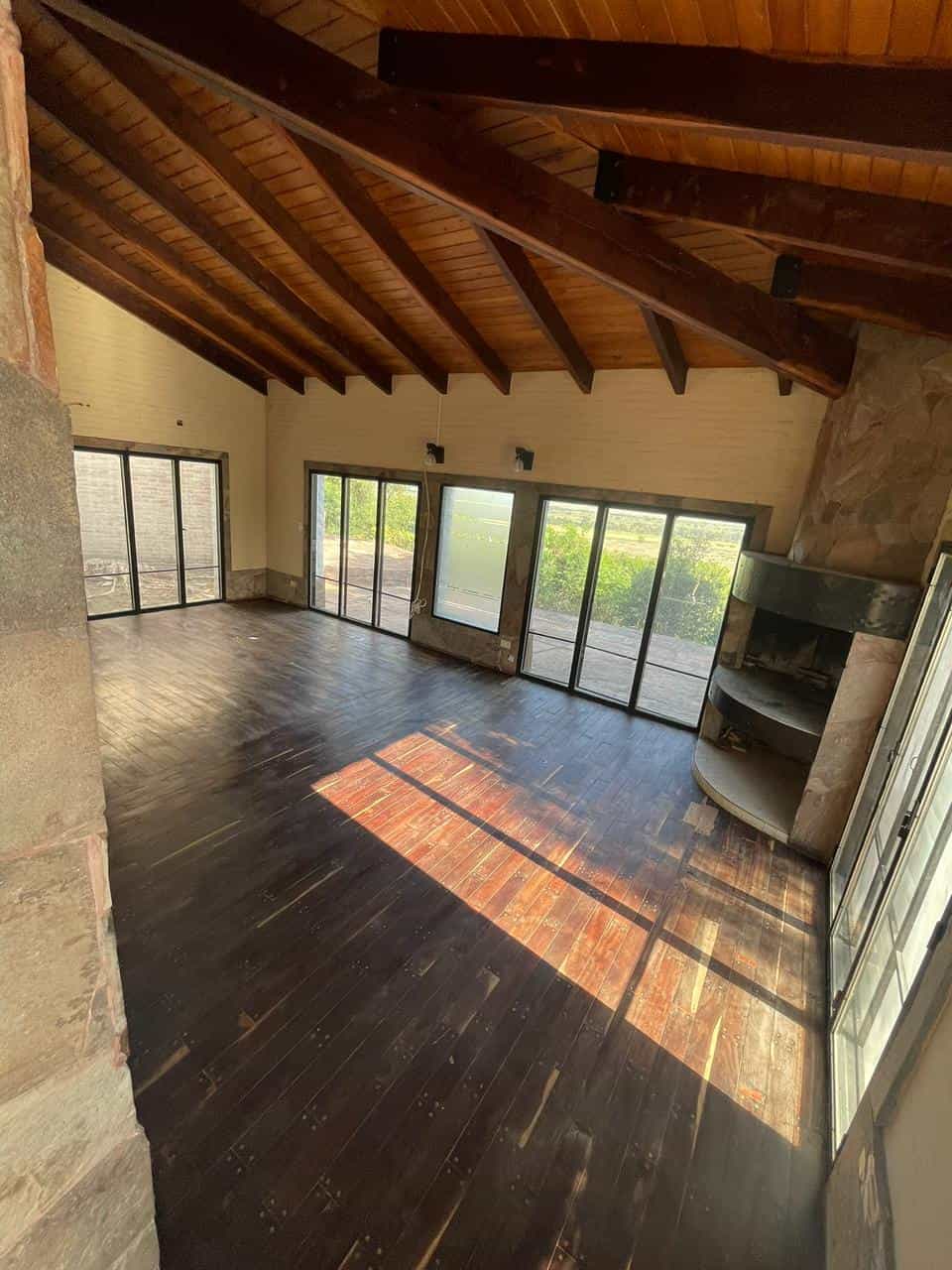 Imagen de la propiedad CASA EN VENTA - COLINA DEL GOLF
