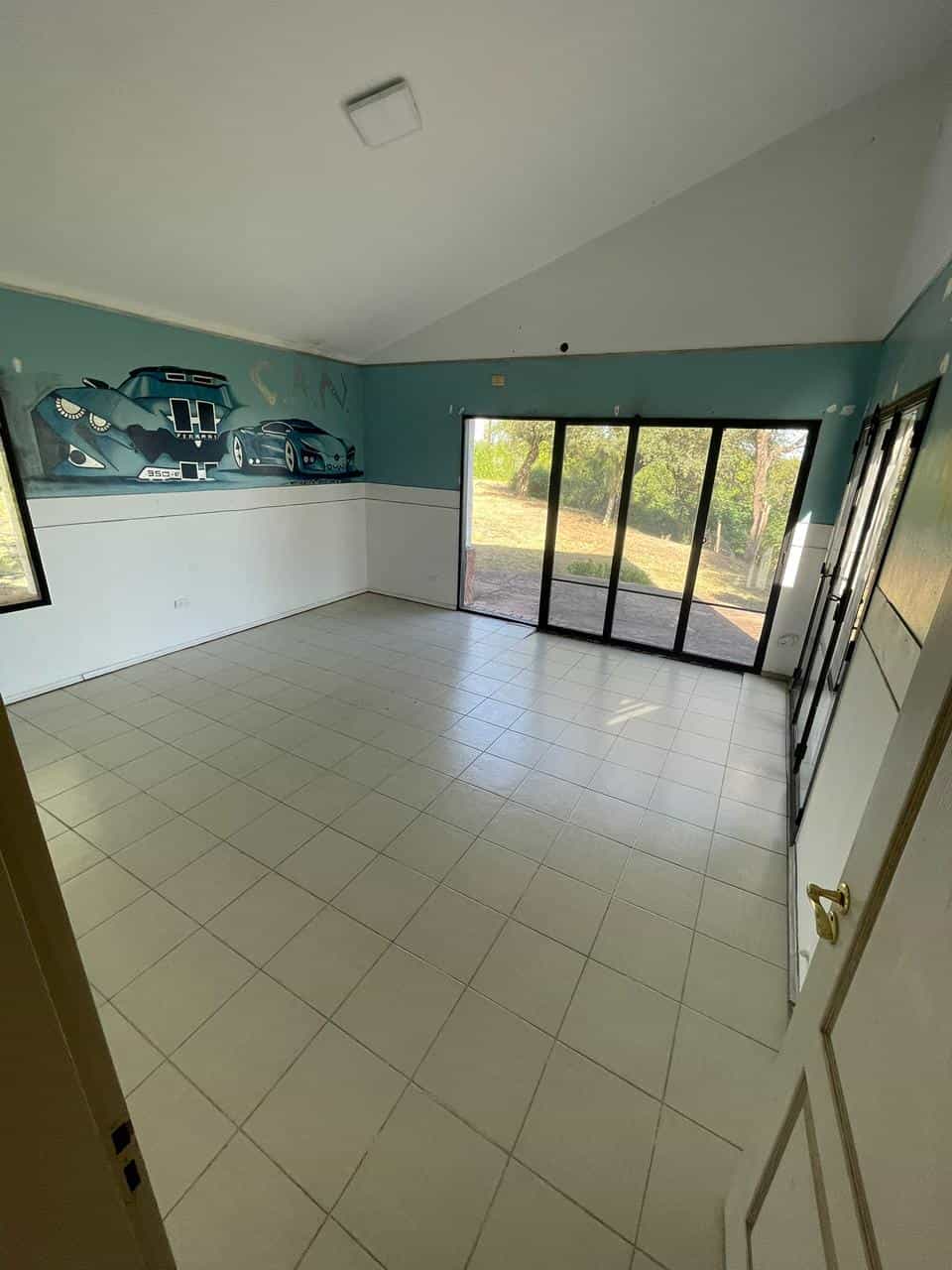 Imagen de la propiedad CASA EN VENTA - COLINA DEL GOLF
