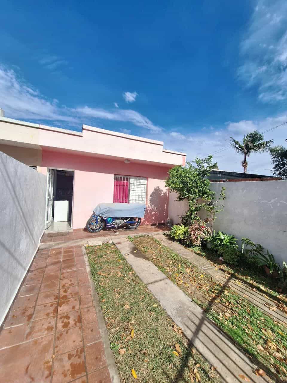CASA EN VENTA (APTA CREDITO)