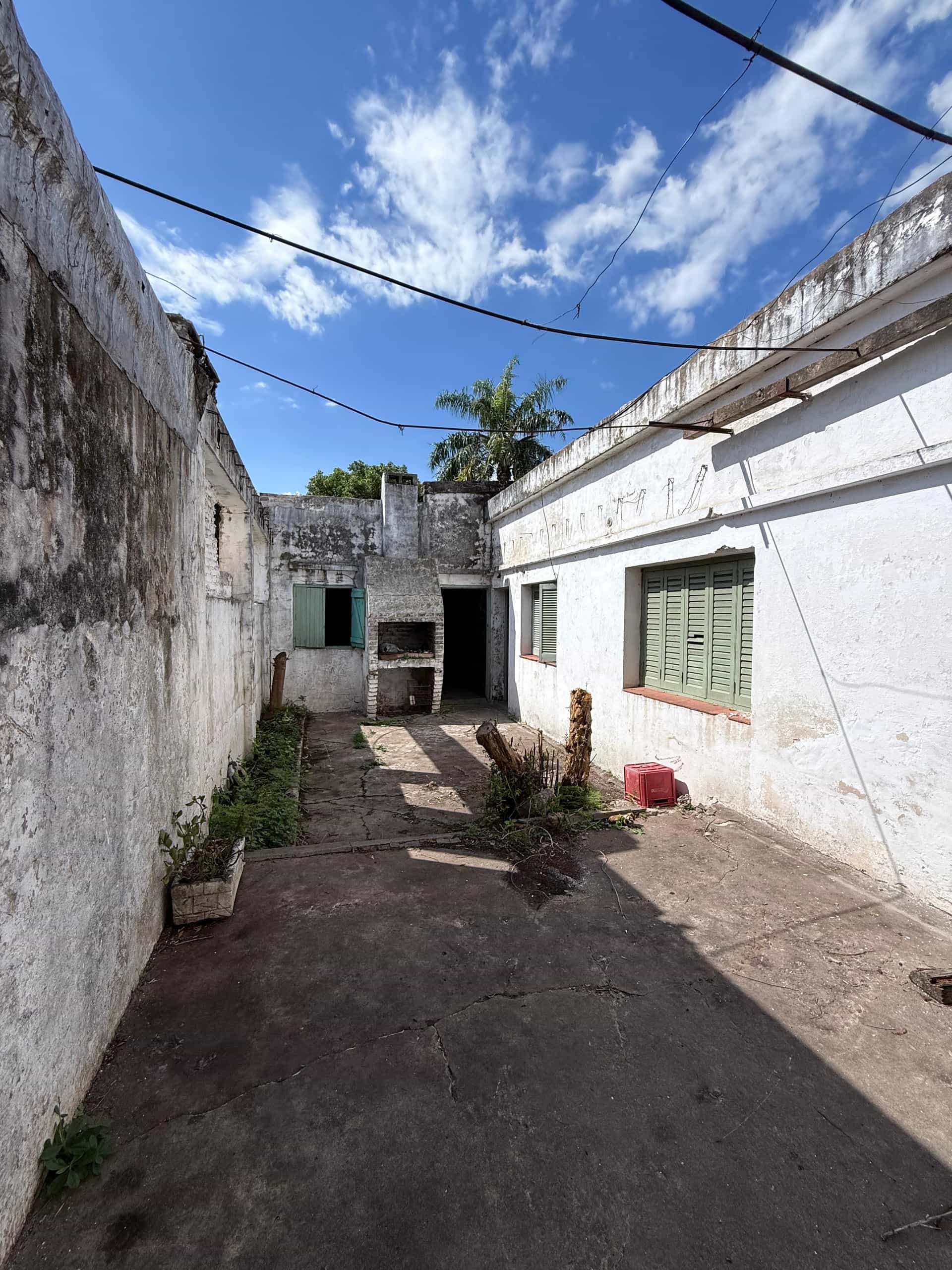 Imagen de la propiedad CASA CON DOBLE ACCESO + GALPON A LA VENTA