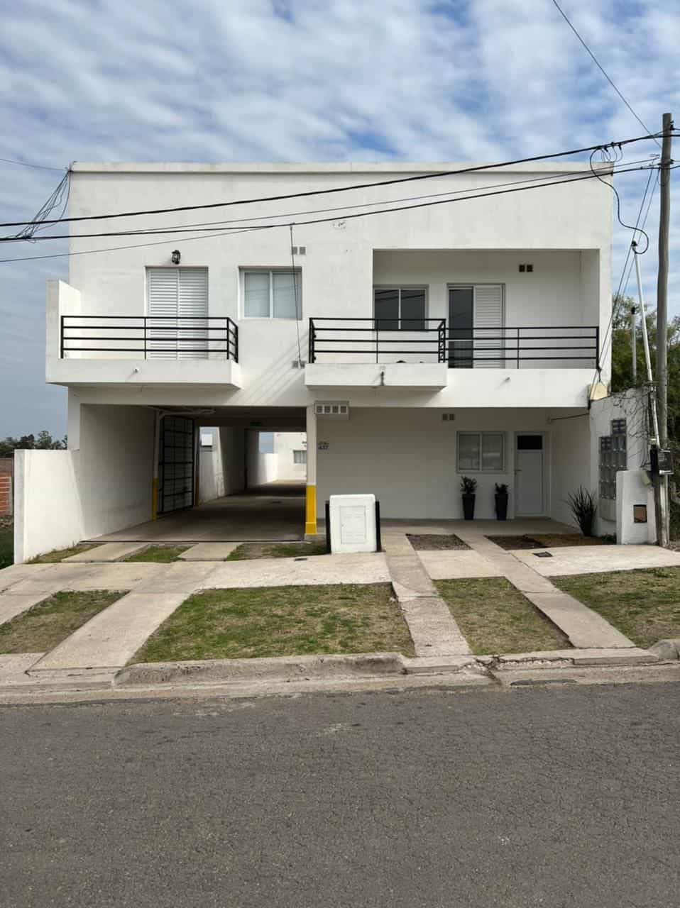 DEPARTAMENTOS EN VENTA – ORO VERDE