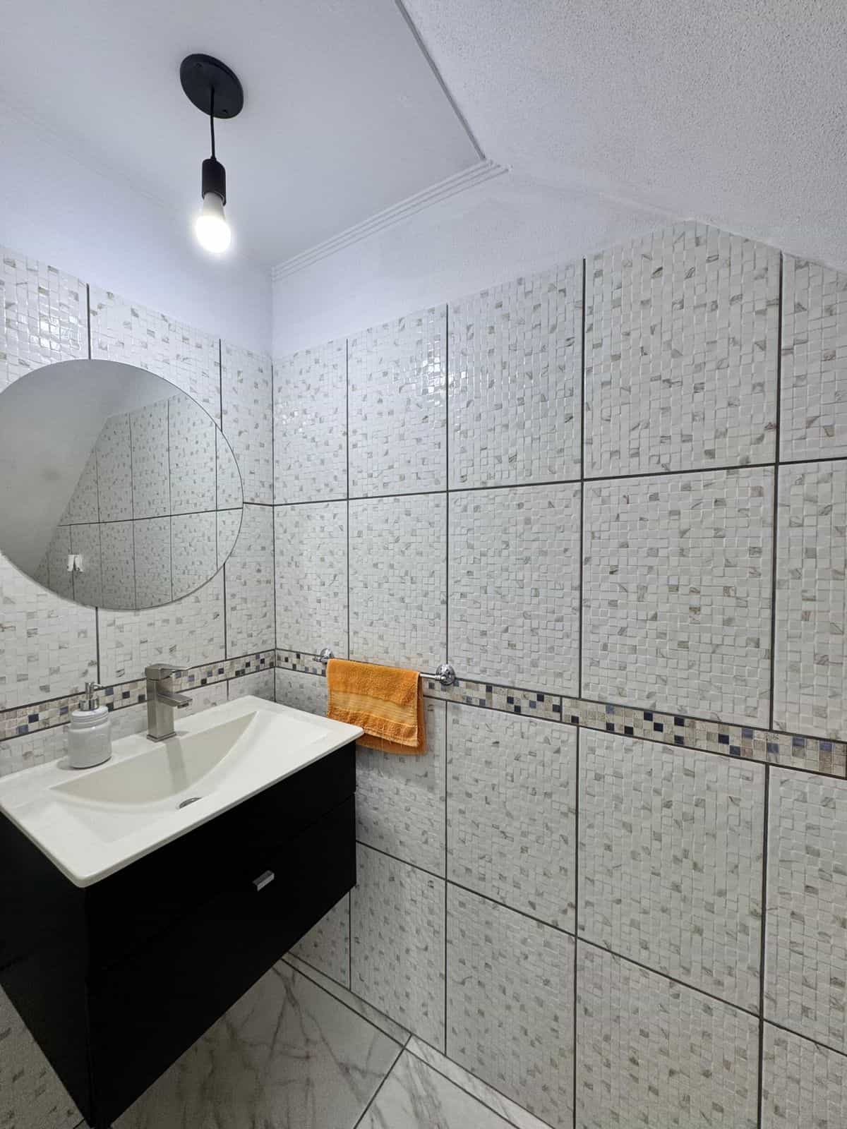 Imagen de la propiedad CASA EN VENTA - ACCESO NORTE