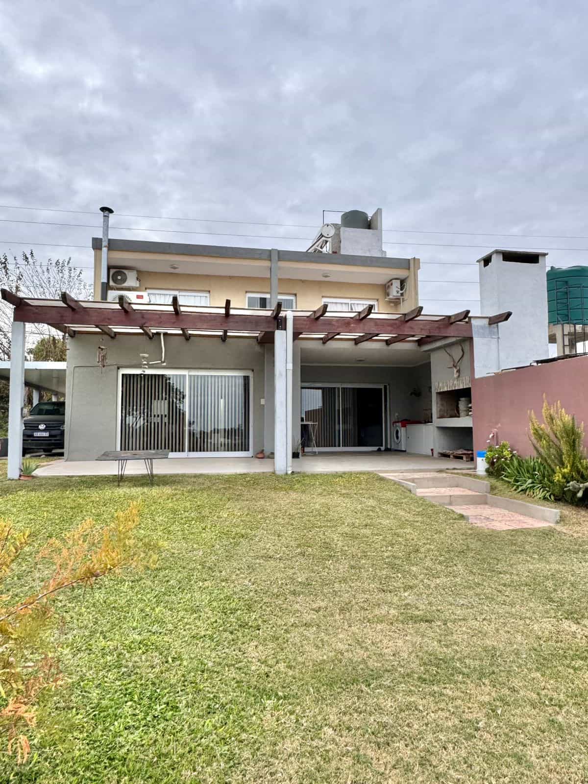 Imagen de la propiedad CASA EN VENTA - ACCESO NORTE