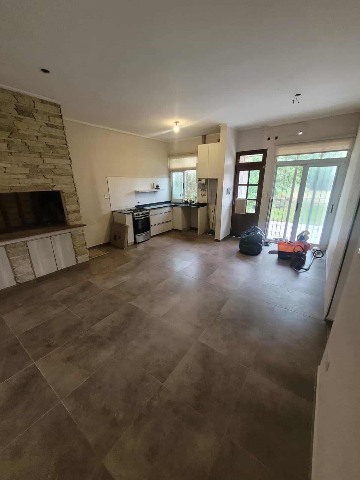 Imagen de la propiedad CASA EN VENTA (APTA CREDITO)