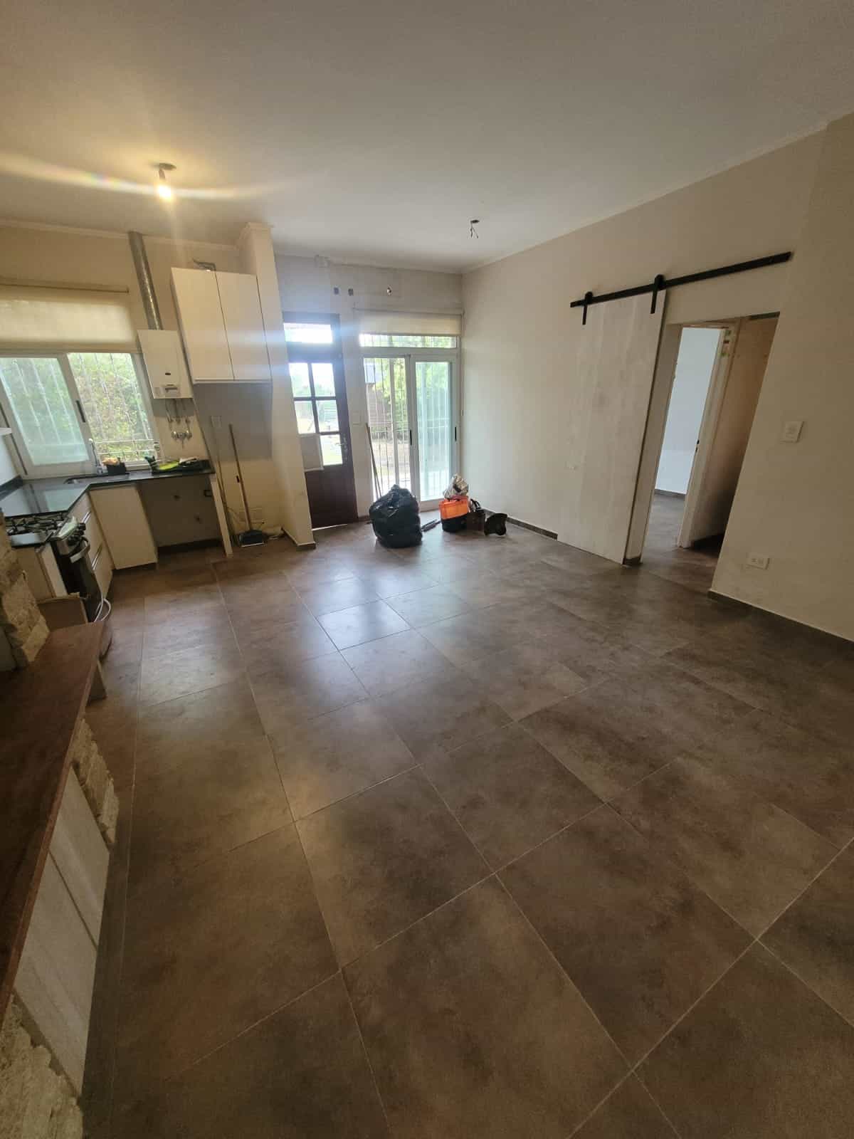 Imagen de la propiedad CASA EN VENTA (APTA CREDITO)