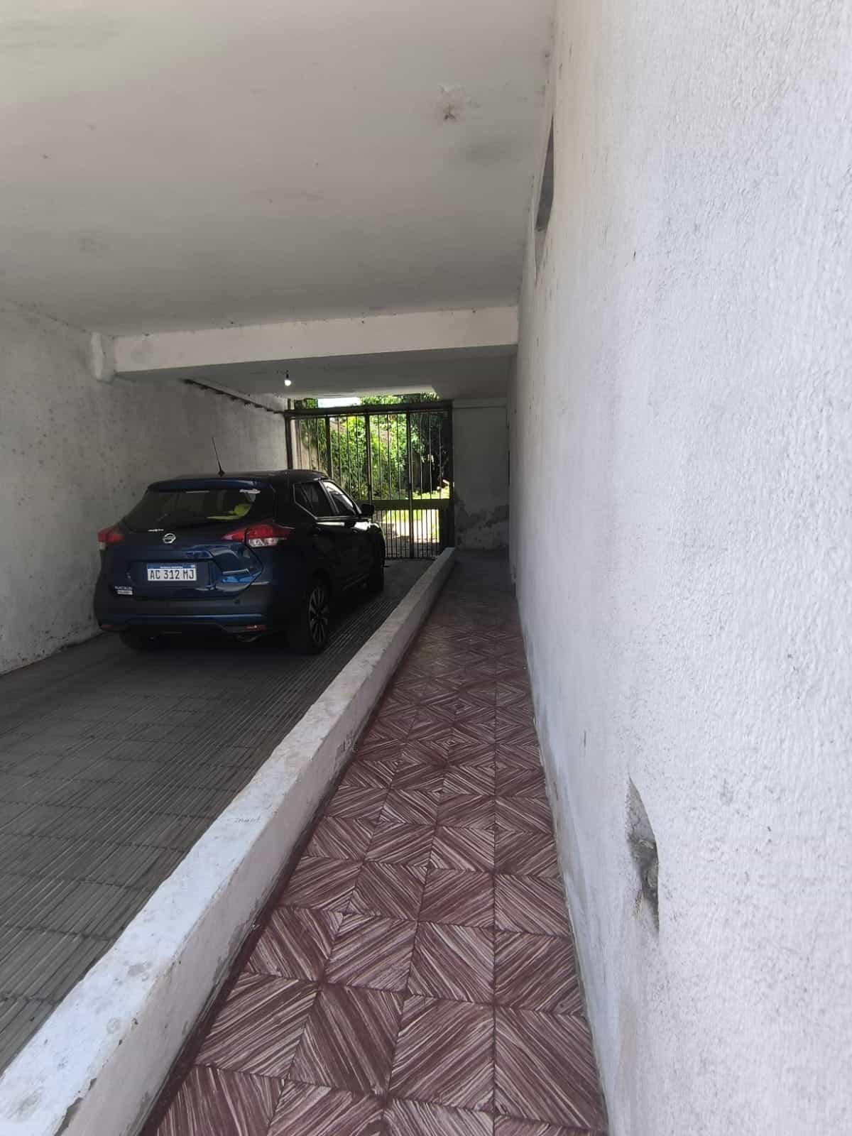 Imagen de la propiedad VENTA – DEPARTAMENTO 3 DORMITORIOS CON COCHERA | APTO CRÉDITO