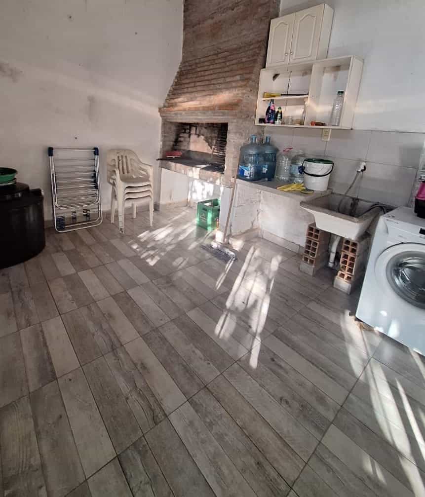 Imagen de la propiedad CASA A LA VENTA CON LOCAL INDEPENDIENTE - PARANA