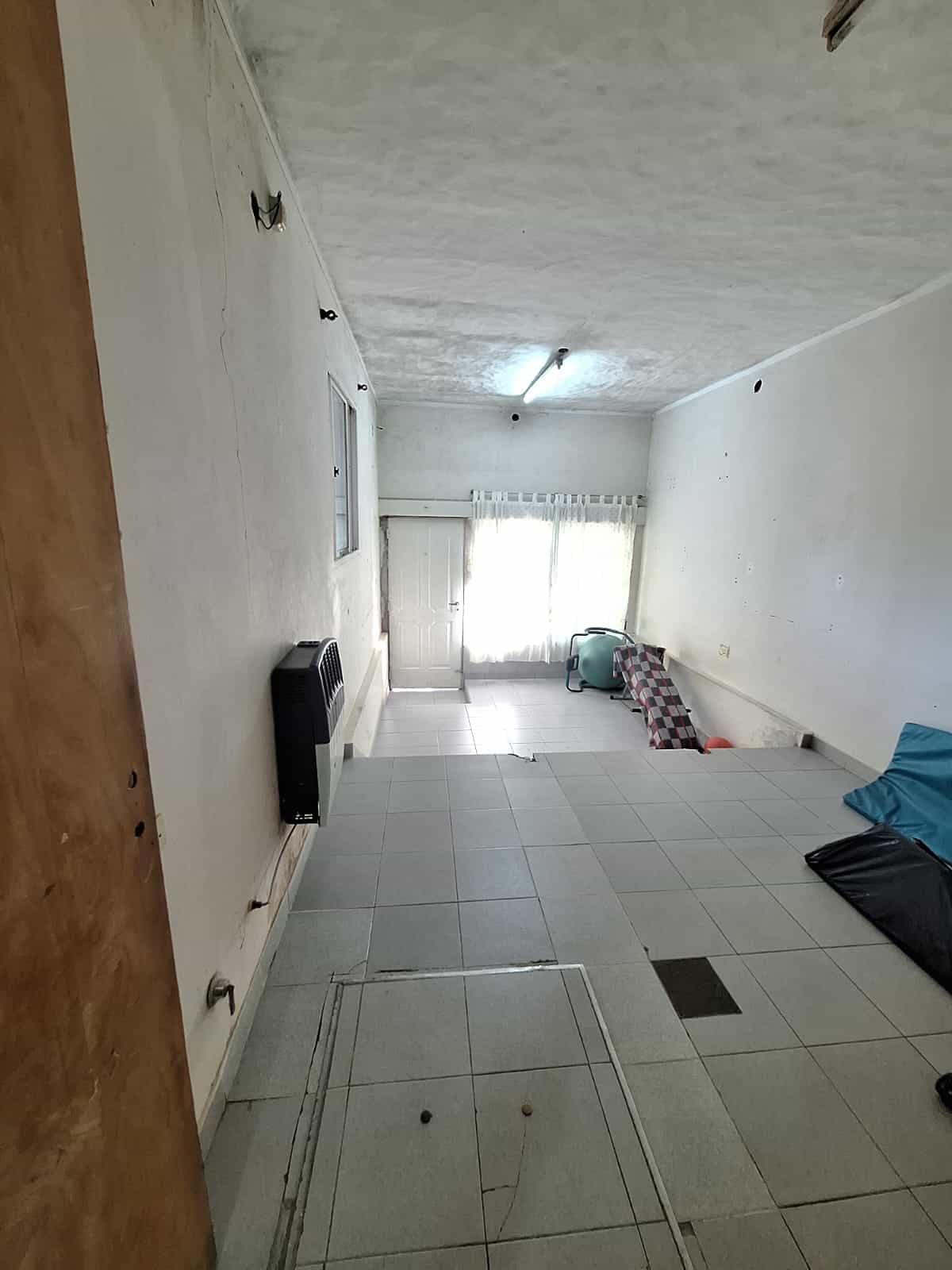Imagen de la propiedad CASA A LA VENTA CON LOCAL INDEPENDIENTE - PARANA