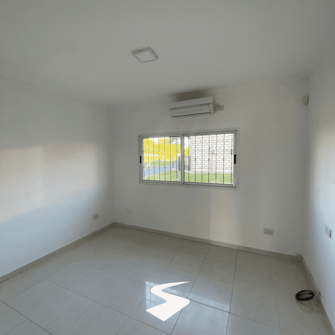 Imagen de la propiedad CASA EN VENTA (APTA CREDITO)